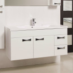 Диор бренда Акватон